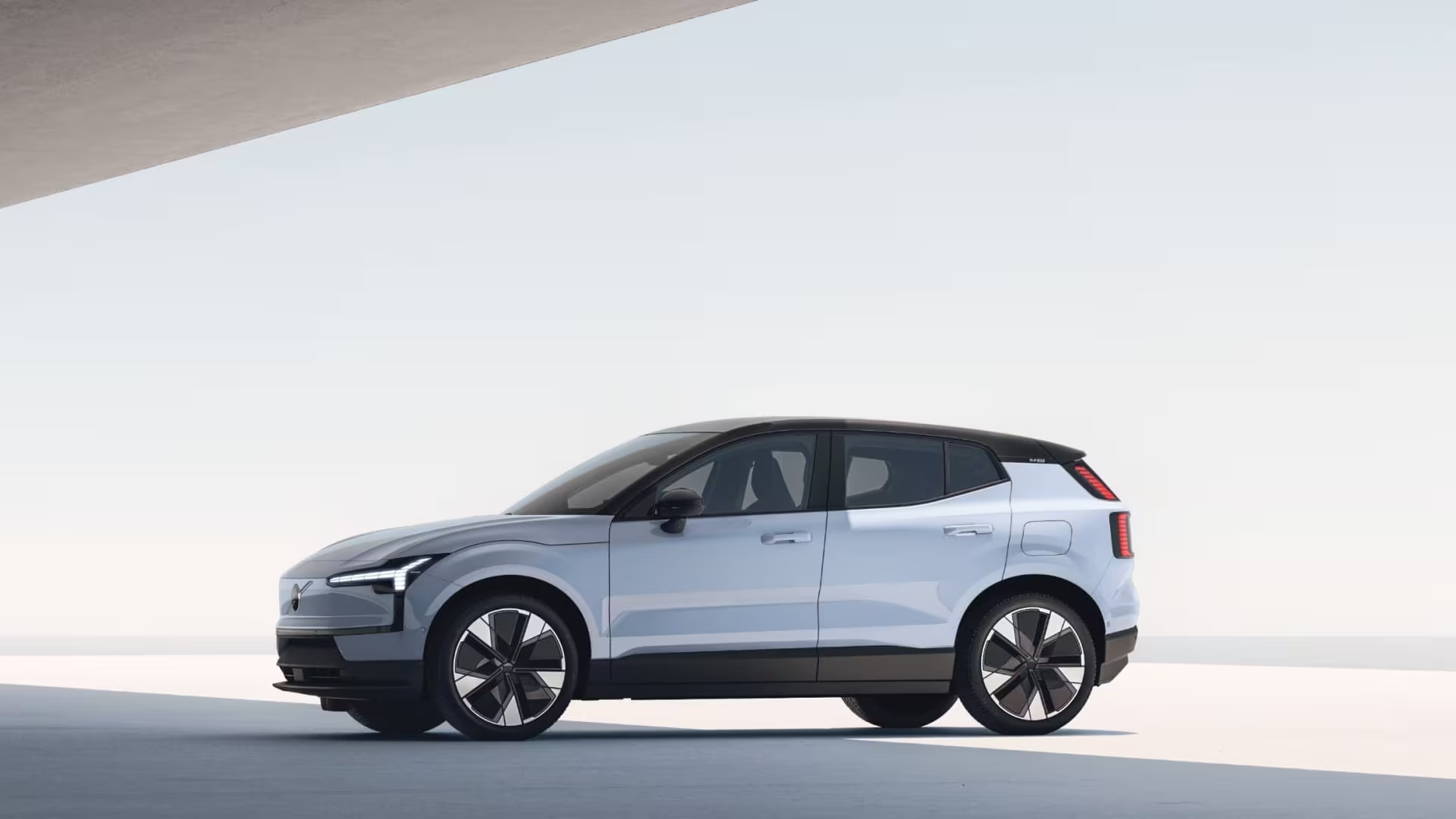 Volvo EX30 PROMO ott24