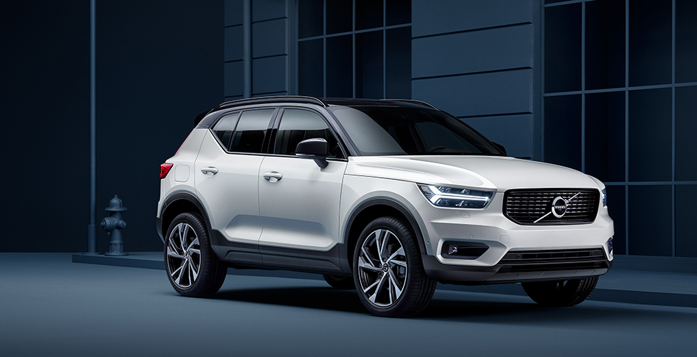 Volvo XC40 B3 Essential a noleggio lungo termine