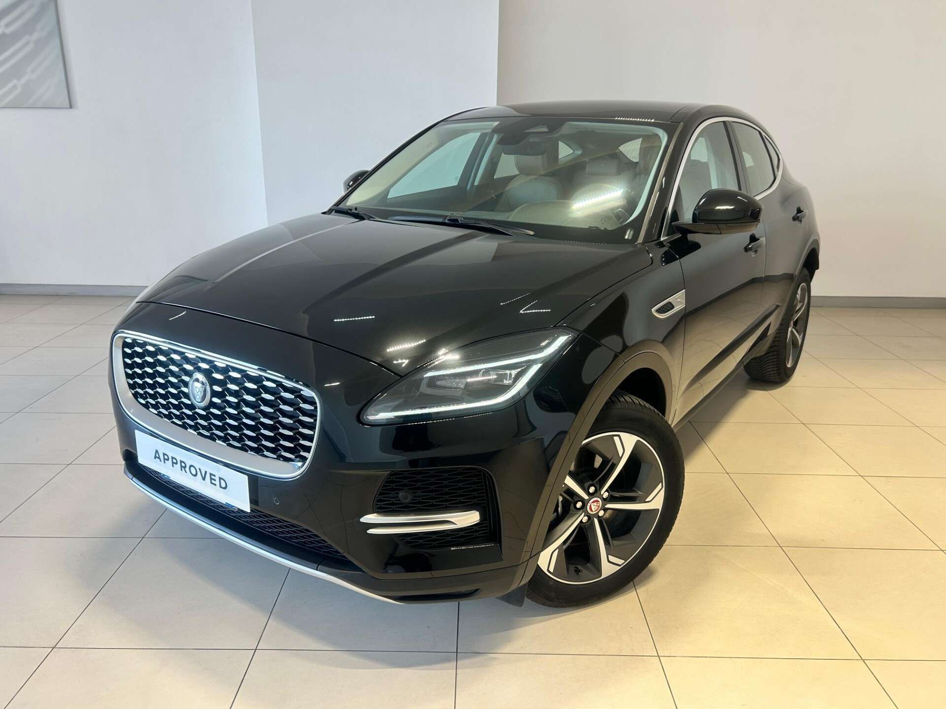 Jaguar E-Pace 2.0D 163CV AWD Auto SE AUTOCARRO N1 PROMO 3,95%