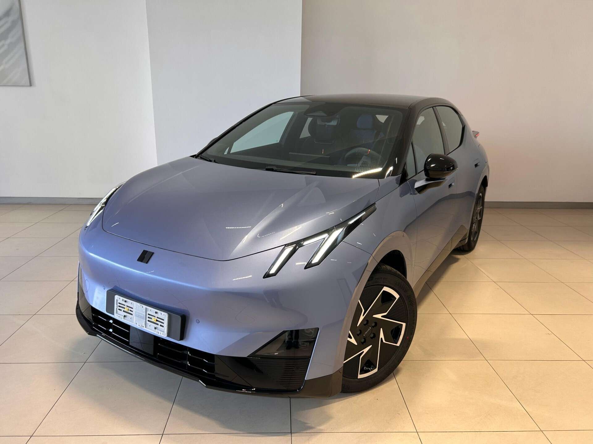 Lynk & Co 02 EV 200kW Core