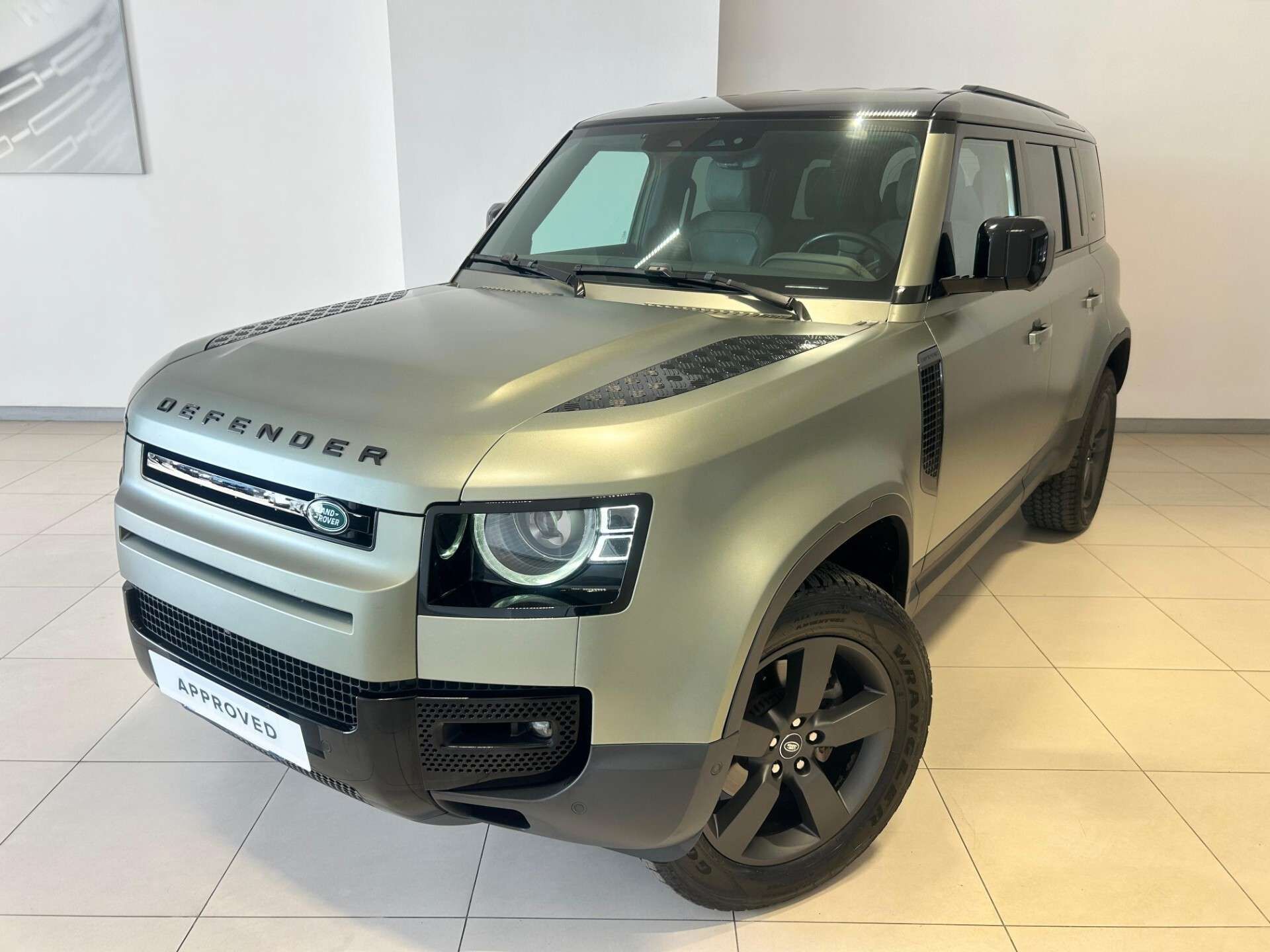 Land Rover Defender 110 3.0D 200CV AWD Auto SE AUTOCARRO N1